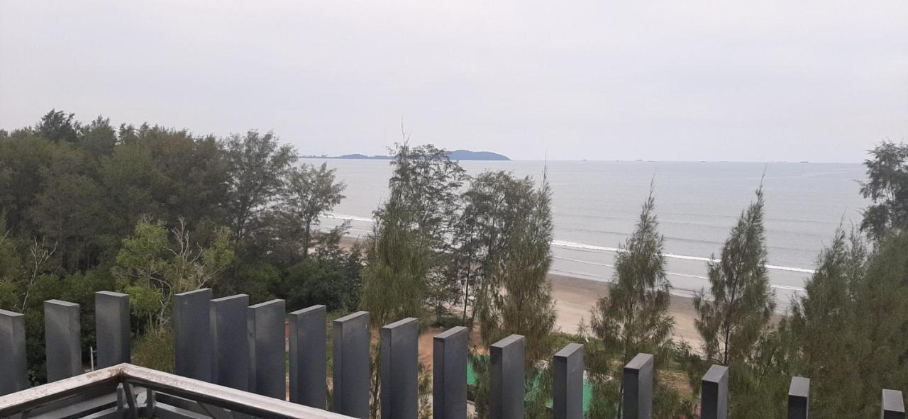 Nra @ Sg Resort Residences กวนตัน ภายนอก รูปภาพ